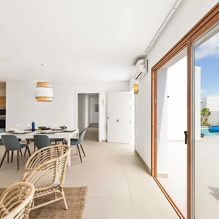 Naroa 14c - Lanzarote - Vipvipvillas فيلة